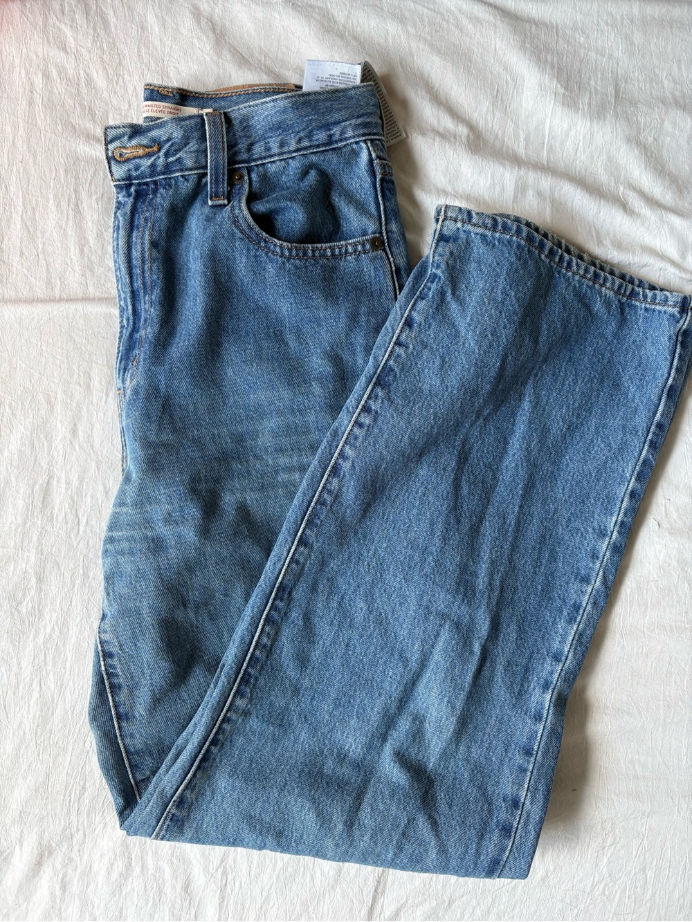 Levi's High-Waisted Straight Leg Jeans – Size 26